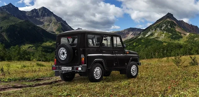 ais-uaz-hunter12.jpg