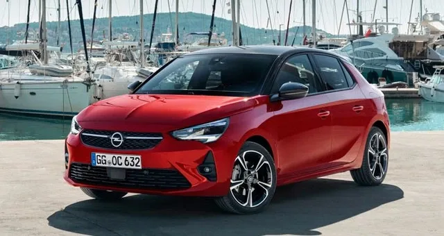 girls-cars-opelcorsa.jpg