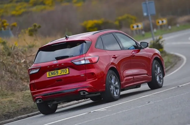 ford_kuga_phev_2.jpg
