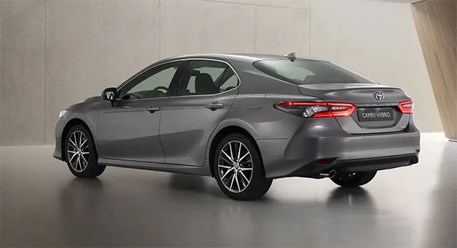 toyota-camry-2021-2.jpg