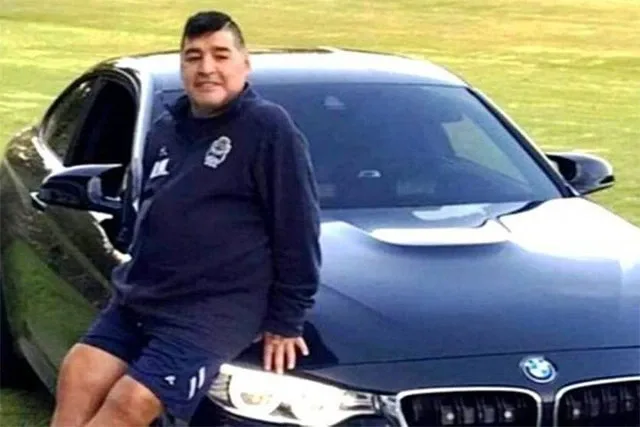 maradona-cars-4.jpg