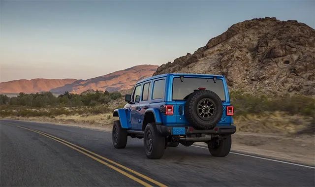 Jeep-Wrangler-Rubicon-392-2.jpg