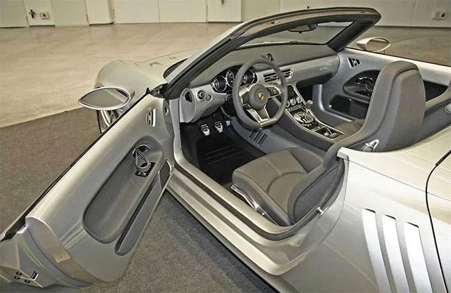 porsche-550-3.jpg