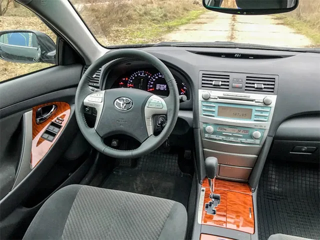 toyota-camry-2008-3.jpg