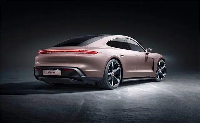 Porsche-Taycan-base-2.jpg