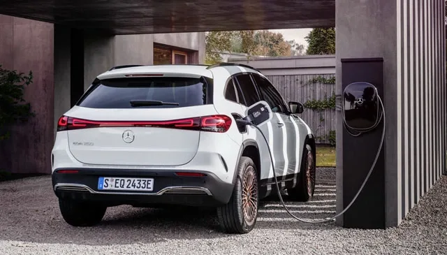 Mercedes-Benz-EQA-3.jpg