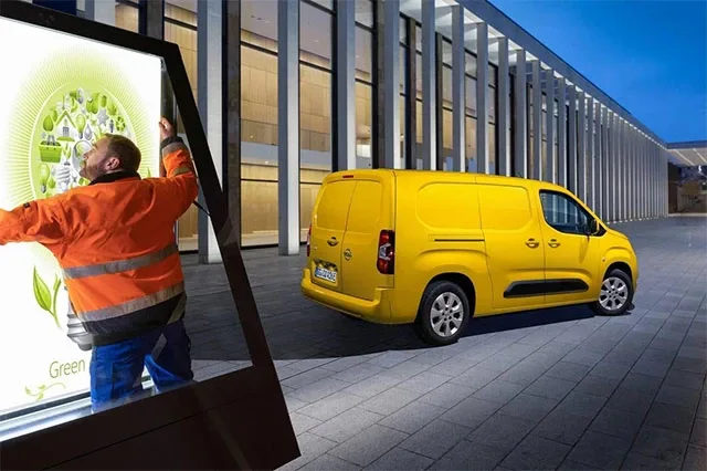 Opel-Combo-e-2.jpg
