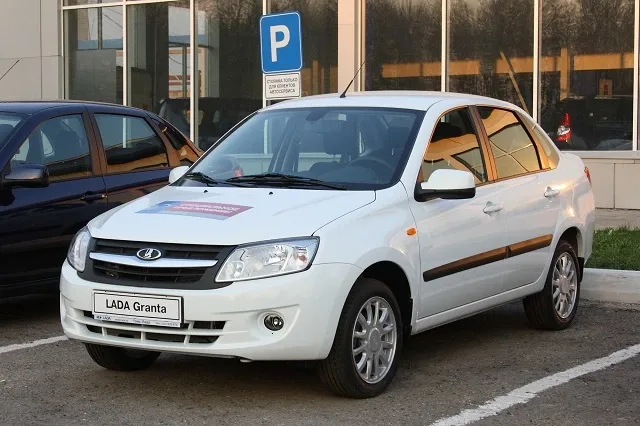 Lada_Granta_2.JPG