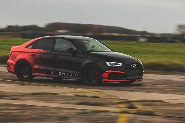 audi-fire-3.jpg
