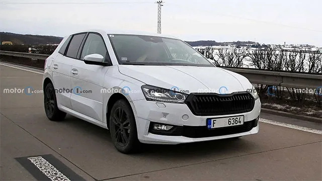 skoda-fabia-21-teaser-2.jpg