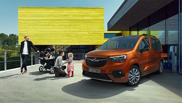 Opel-Combo-e-Life-4.jpg