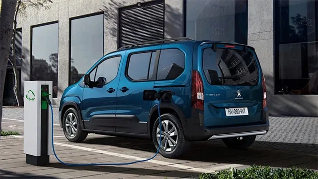 Peugeot-e-Rifter-2.jpg