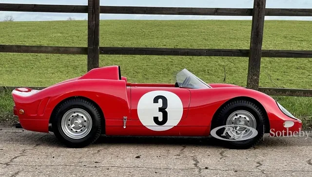 Ferrari-330-P2-Junior-3.jpg