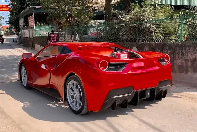 ferrari-replika-2.jpg