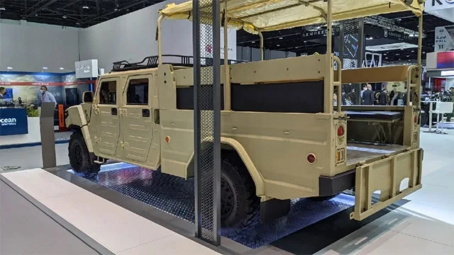 Kia-KLTV-Light-Tactical-Cargo-Truck-2.jpg
