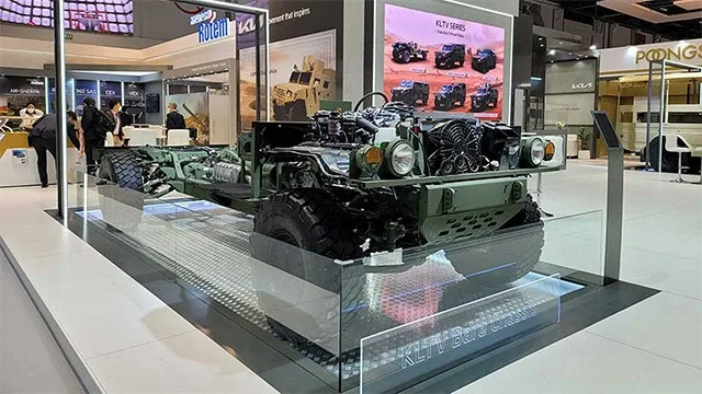 Kia-KLTV-Light-Tactical-Cargo-Truck-4.jpg