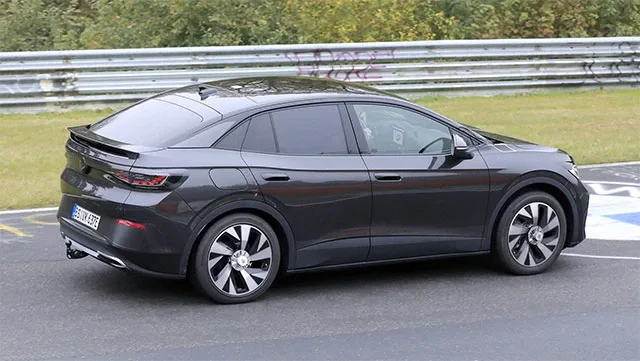 Volkswagen-ID5-spy2.jpg