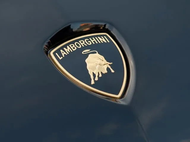 lambo-logo.jpg