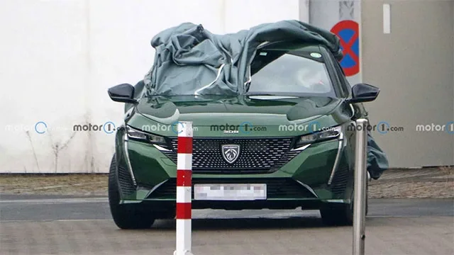Peugeot-308-2021-spy3.jpg