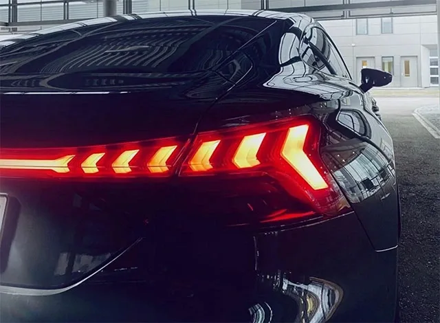 Audi-e-tron-GT-ua3.jpg