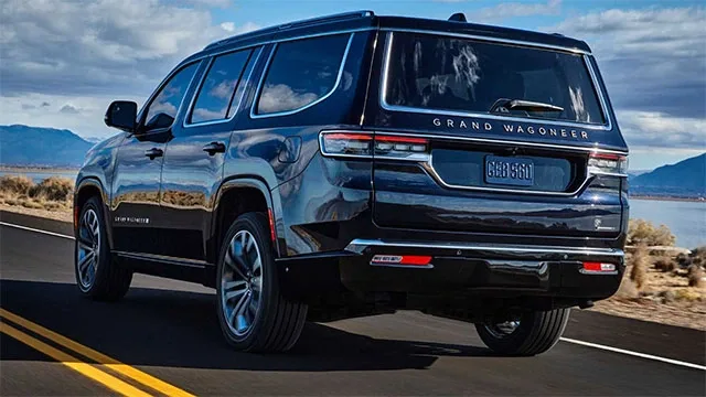 Jeep-Wagoneer-of2.jpg