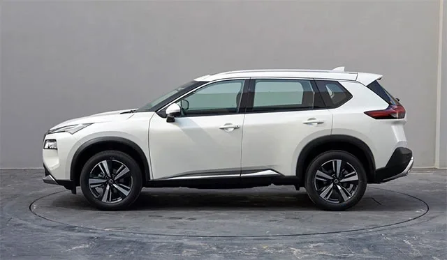 Nissan-X-Trail-2021-china2.jpg