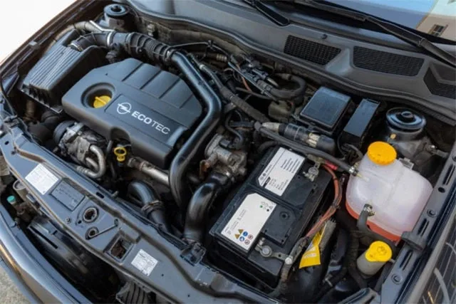 Opel-Astrag-G-600K-4.jpg