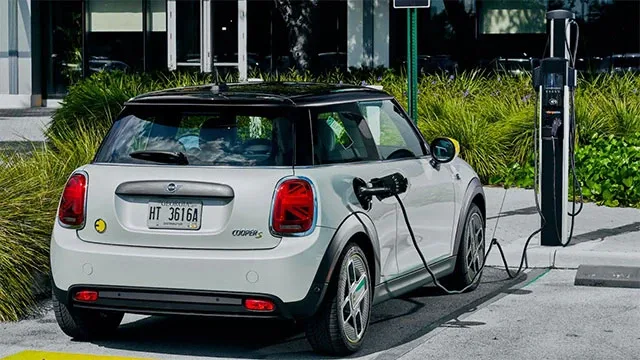 mini-e-2.jpg