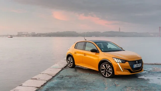 Peugeot-208-2019-ua4.jpg