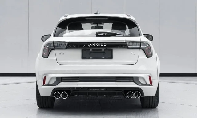 Lynk-&-Co-02-Sport-4.jpg