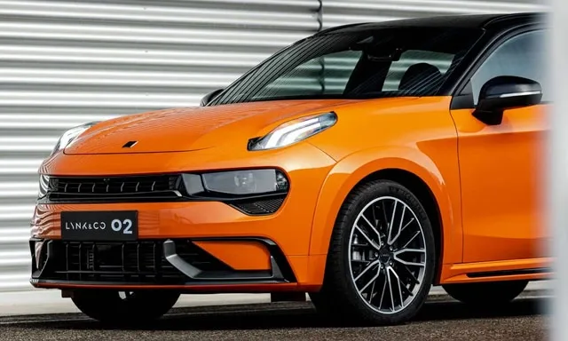 Lynk-&-Co-02-Sport-3.jpg