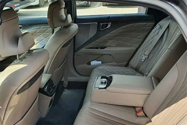 Kia-K8-live4.jpg