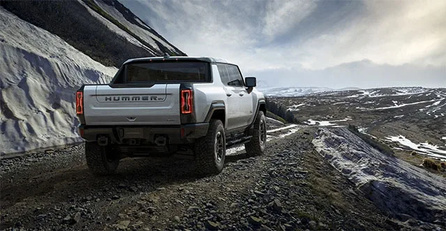 GMC-Hummer-EV-BJ-3.jpg