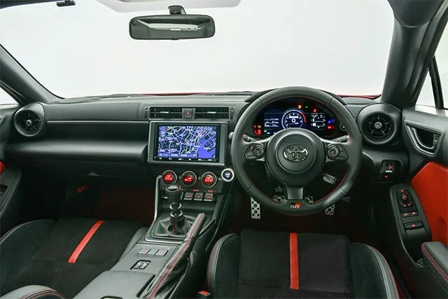 Toyota-GR-86-4.jpg