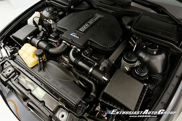 BMW-M5-E39-2003-4.jpg
