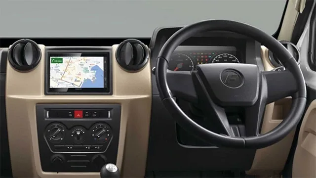 Trax-Cruiser-3.jpg