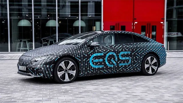 Mercedes-EQS-ttx3.jpg
