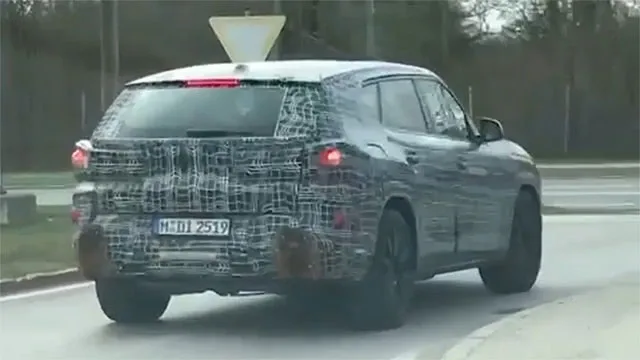BMW-X8-spy2.jpg