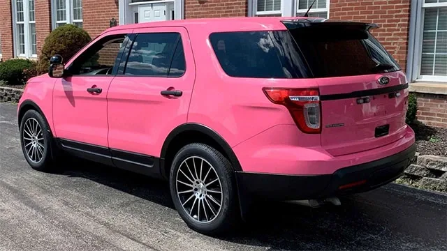 Ford-Explorer-Pink2.jpg