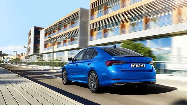 Skoda-Octavia-Sportline-2.jpg