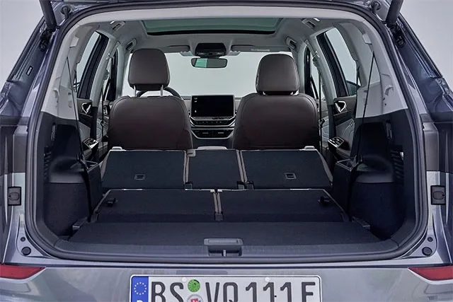 Volkswagen-ID.6-of5.jpg