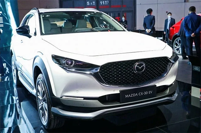 Mazda-CX-30-EV-2.jpg