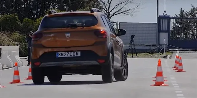 Dacia-Sandero-test2.jpg