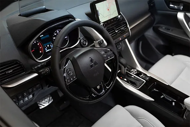 Mitsubishi-Eclipse-Cross-2021-ua4.jpg