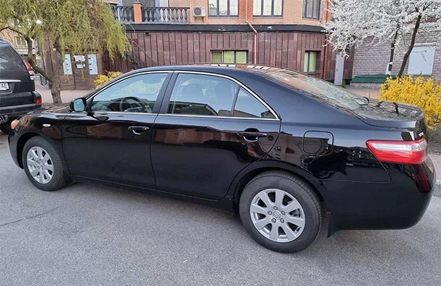 Toyota-Camry-XV40-2008-2.jpg