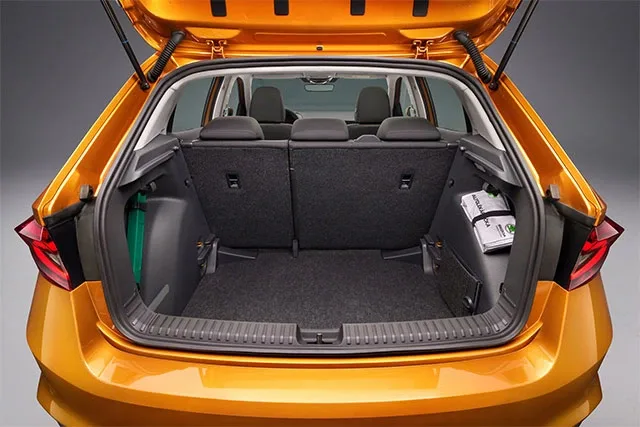 Skoda-Fabia-2021-of5.jpg