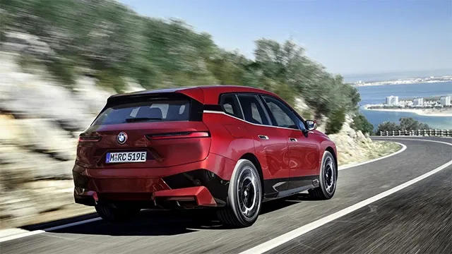 bmw-ix-ua2.jpg