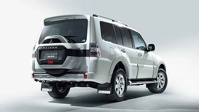 Mitsubishi-Pajero-Final-Edition-2.jpg