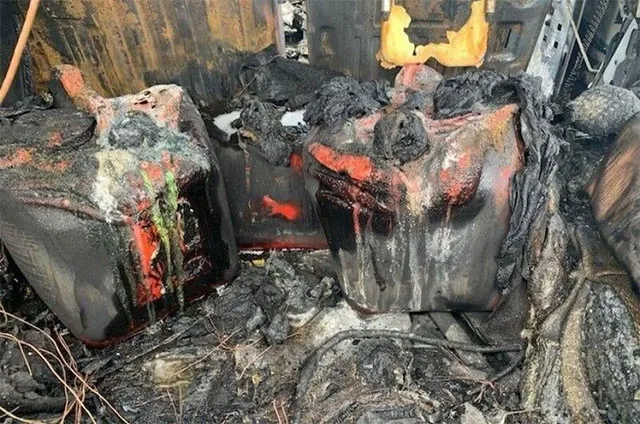 hummer-fire2.jpg