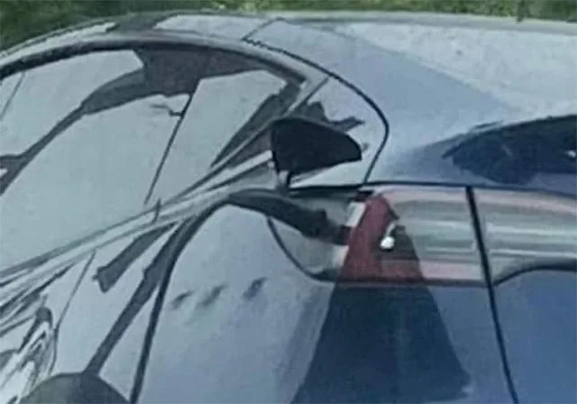 tesla-evak2.jpg